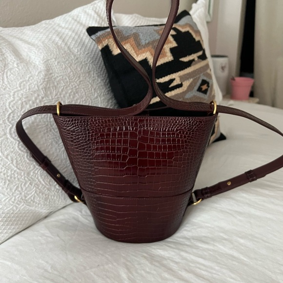 NWOT Sézane Gary Bag in Chocolate Crocodile Print - Picture 8 of 11